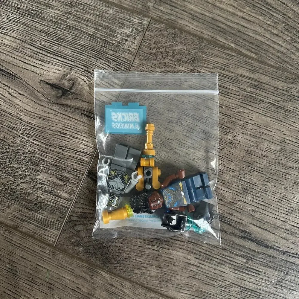 Retired Marvel LEGO Black Panther Dragon Flyer 76186 - Incomplete
